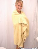 spunky_angels_yellow_towel